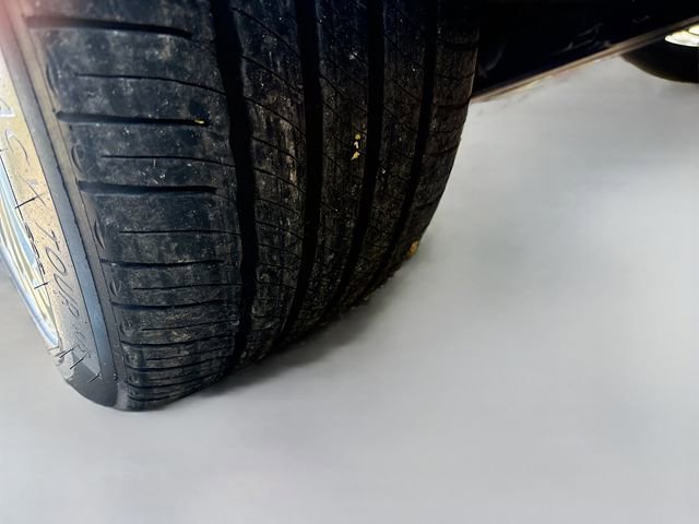 Used 2024 Genesis G80 image 3