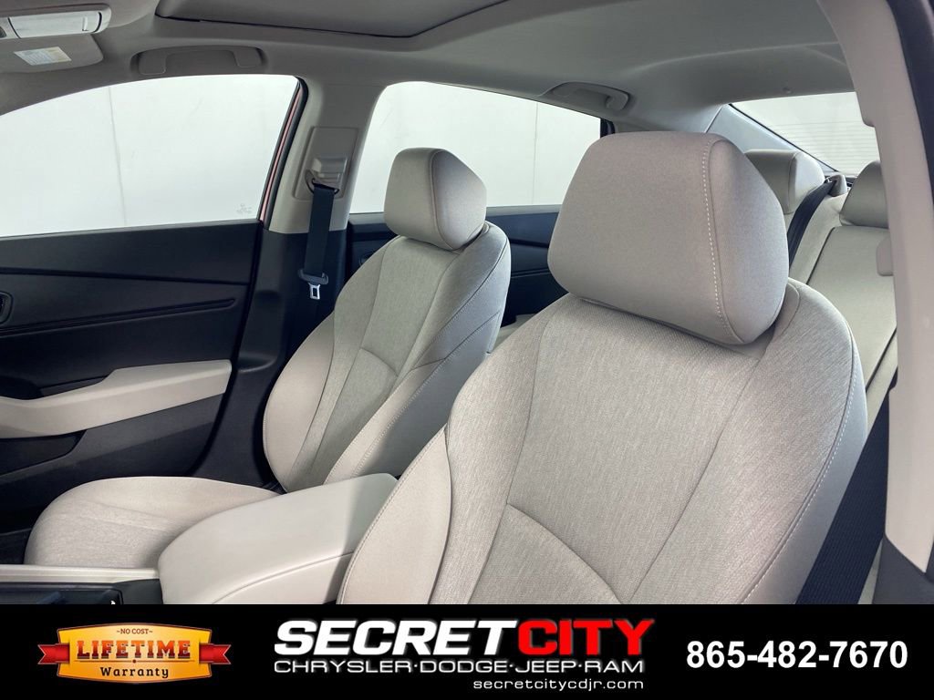 Used 2025 Honda Accord SE image 10