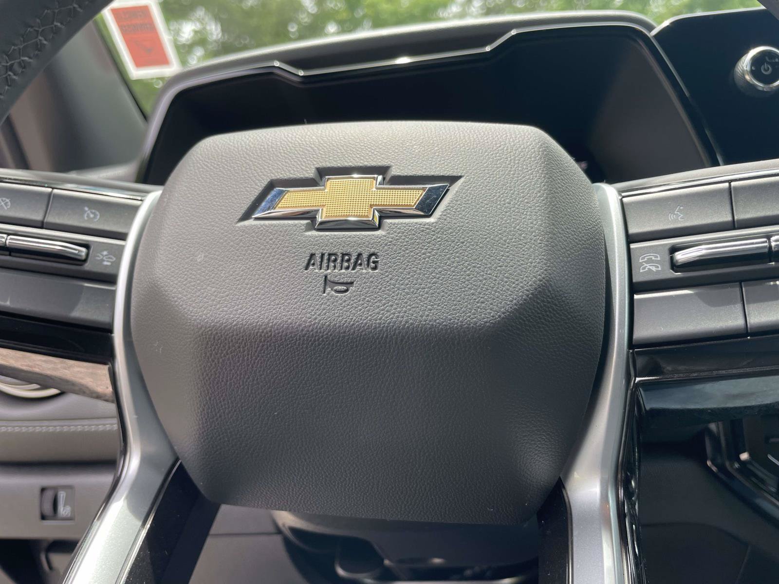 Used 2024 Chevrolet Colorado LT w/ LT Convenience Package RWD image 18