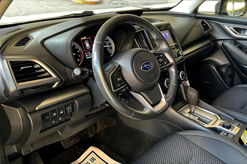 Used 2022 Subaru Forester Premium image 10