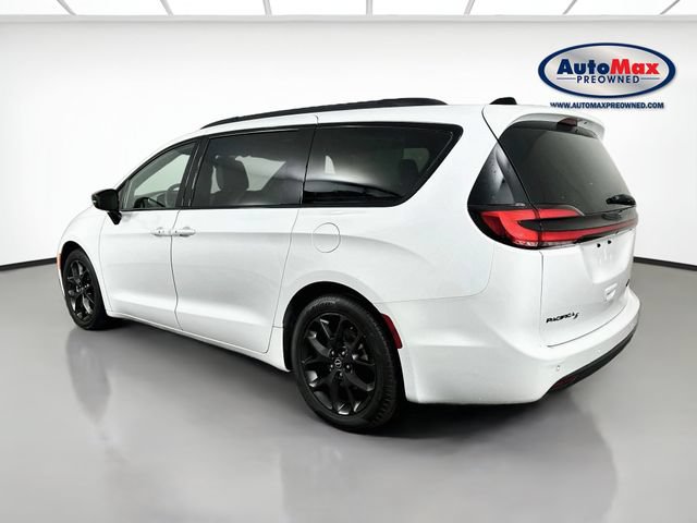 Used 2025 Chrysler Pacifica Limited FWD image 5