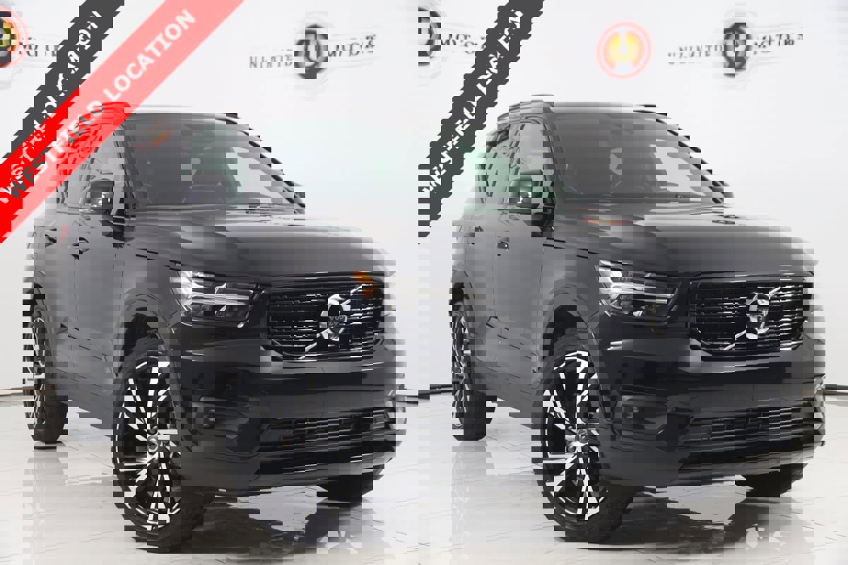 Used 2022 Volvo XC40 T5 R-Design w/ Advanced Package