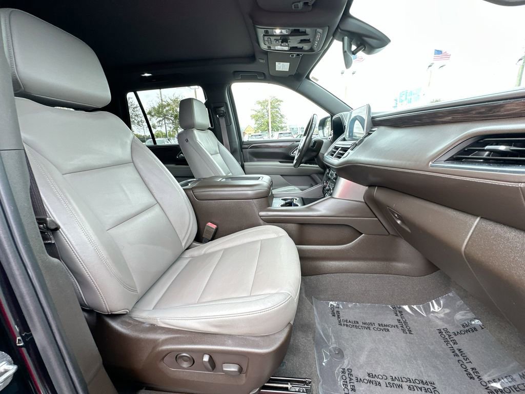 Used 2021 Chevrolet Tahoe Z71 w/ Z71 Signature Package AWD/4WD image 28
