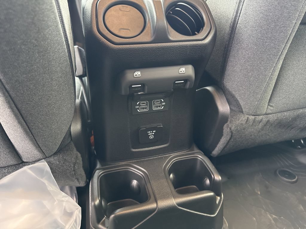 New 2025 Jeep Gladiator Sport AWD/4WD image 40