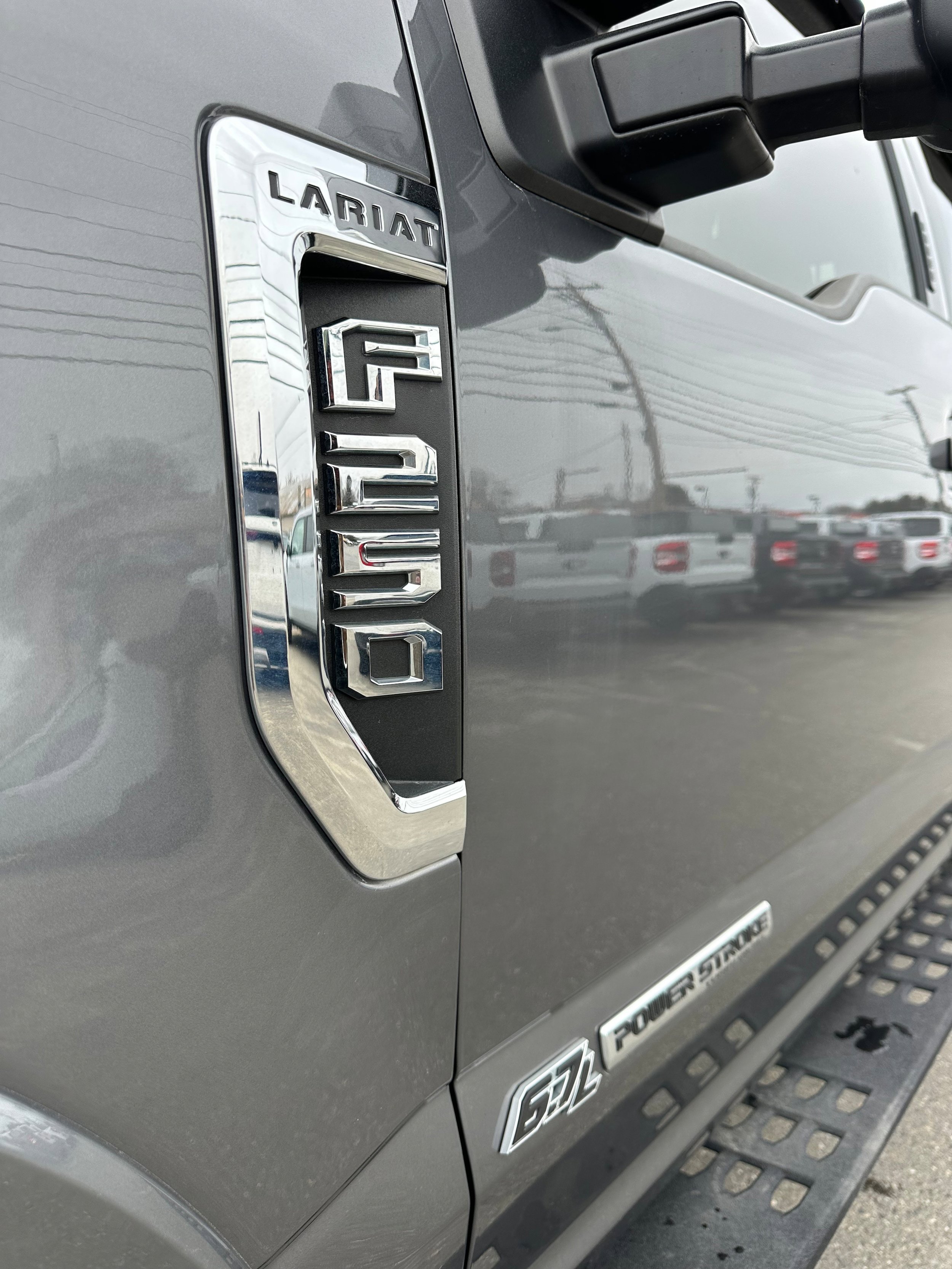 Used 2022 Ford F250 Lariat w/ Tremor Off-Road Package image 25