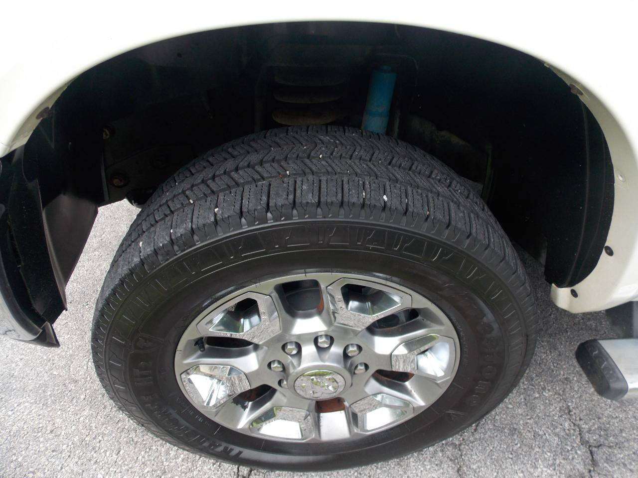 Used 2017 RAM 2500 Limited AWD/4WD image 25
