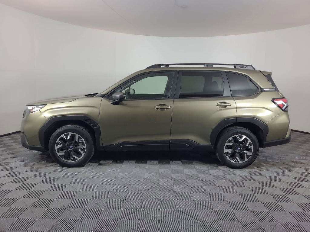 Used 2025 Subaru Forester Premium w/ Convenience Package #1 AWD/4WD image 6