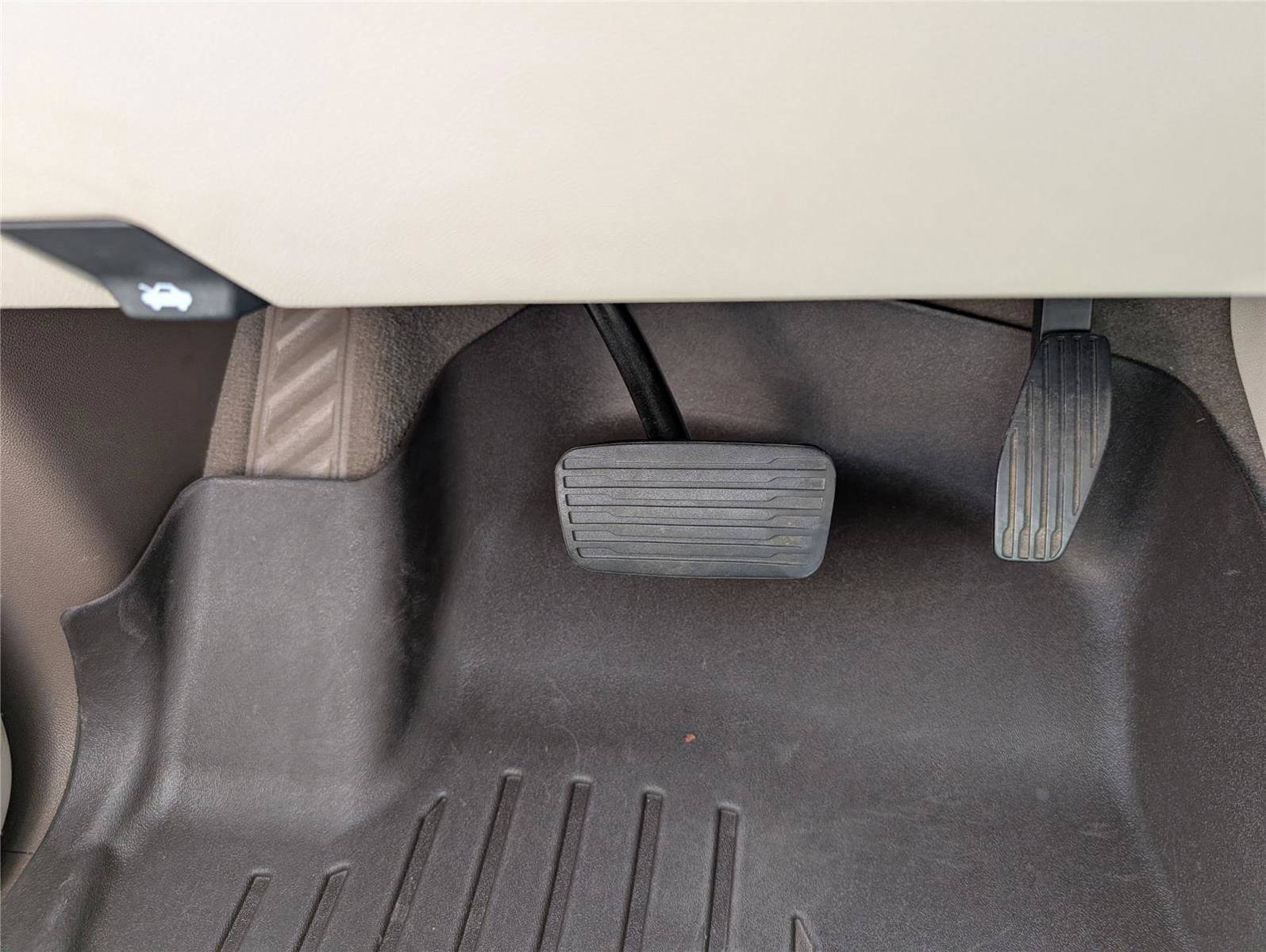 Used 2021 GMC Yukon Denali RWD image 12