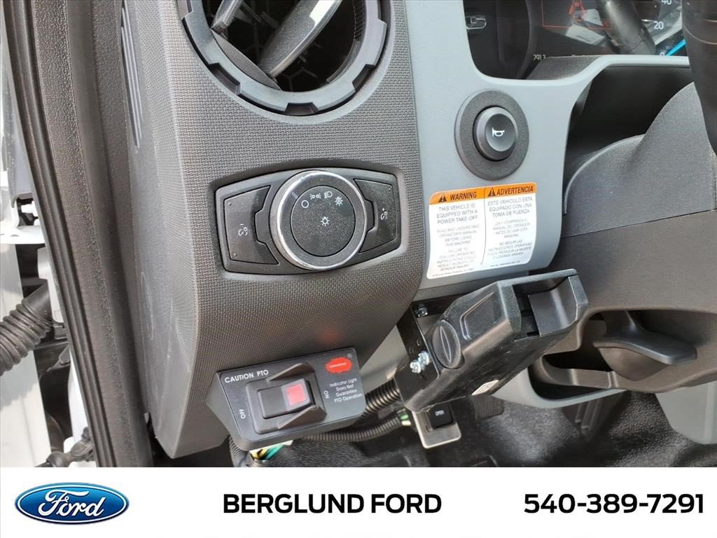 New 2027 Ford F750 2WD Regular Cab Super Duty image 20