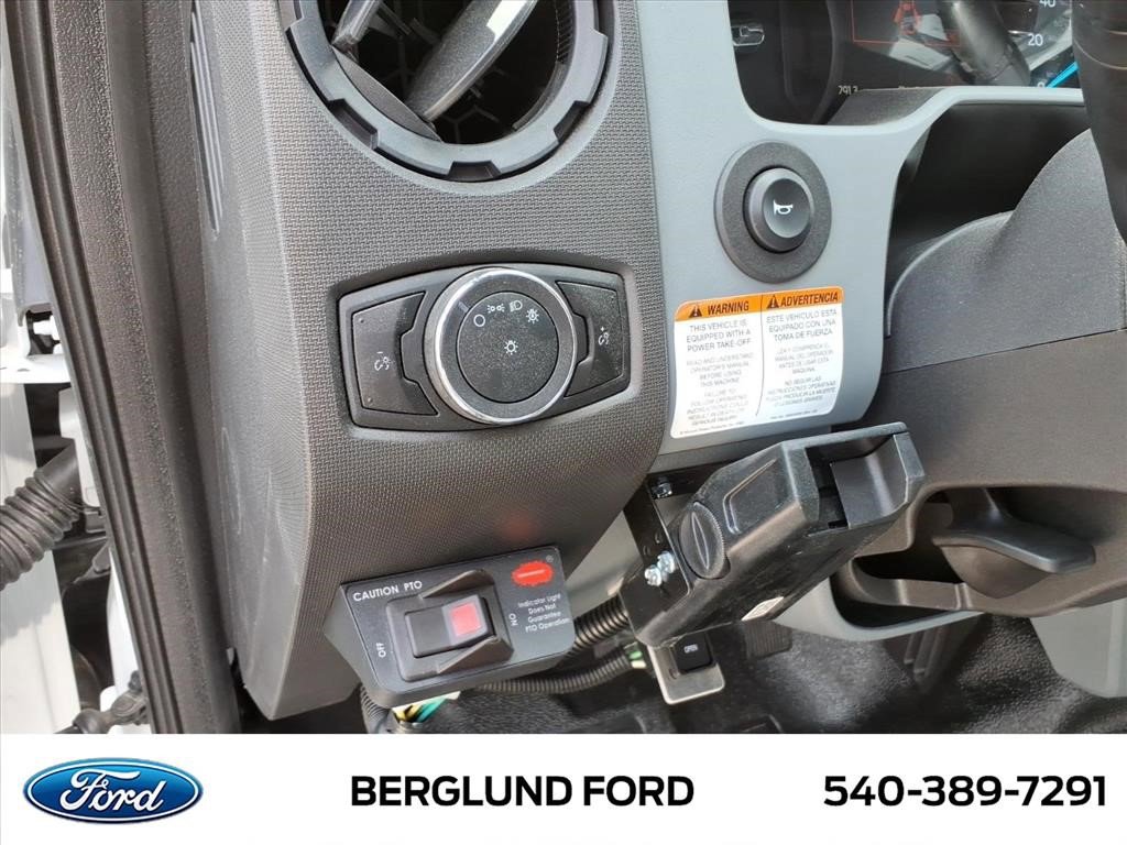 New 2027 Ford F750 2WD Regular Cab Super Duty image 20
