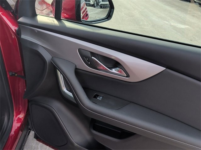 Used 2024 Chevrolet Blazer LT w/ Convenience Package image 17