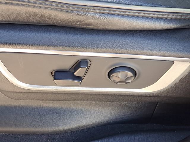 Used 2019 RAM 1500 Laramie AWD/4WD image 6