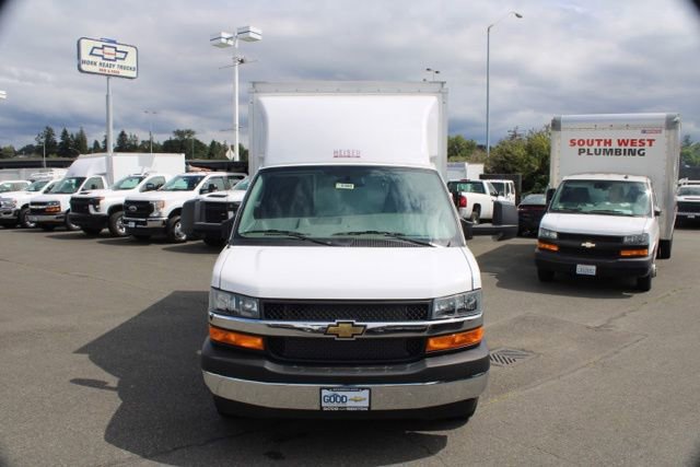 Used 2024 Chevrolet Express 3500 w/ Power Convenience Package image 2