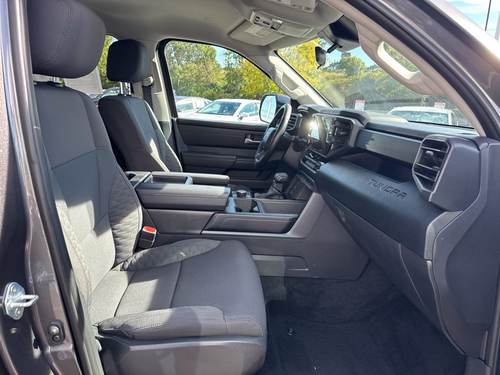 Used 2024 Toyota Tundra SR5 w/ SR5 Convenience Package AWD/4WD image 32