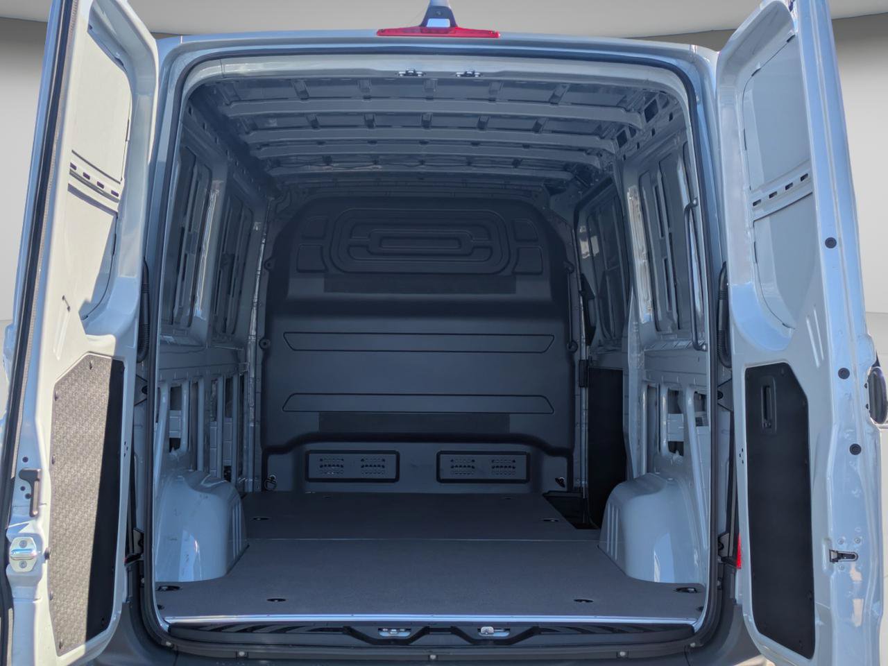 New 2026 Mercedes-Benz Sprinter 2500 image 8