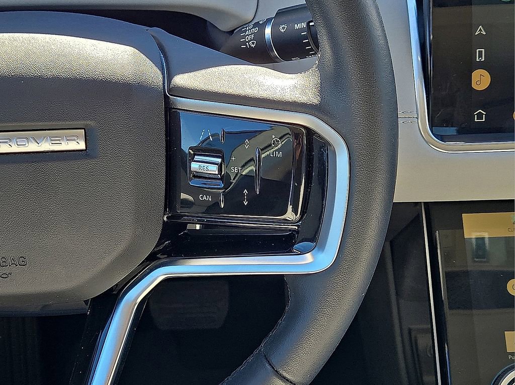 Used 2023 Land Rover Range Rover Evoque SE image 19