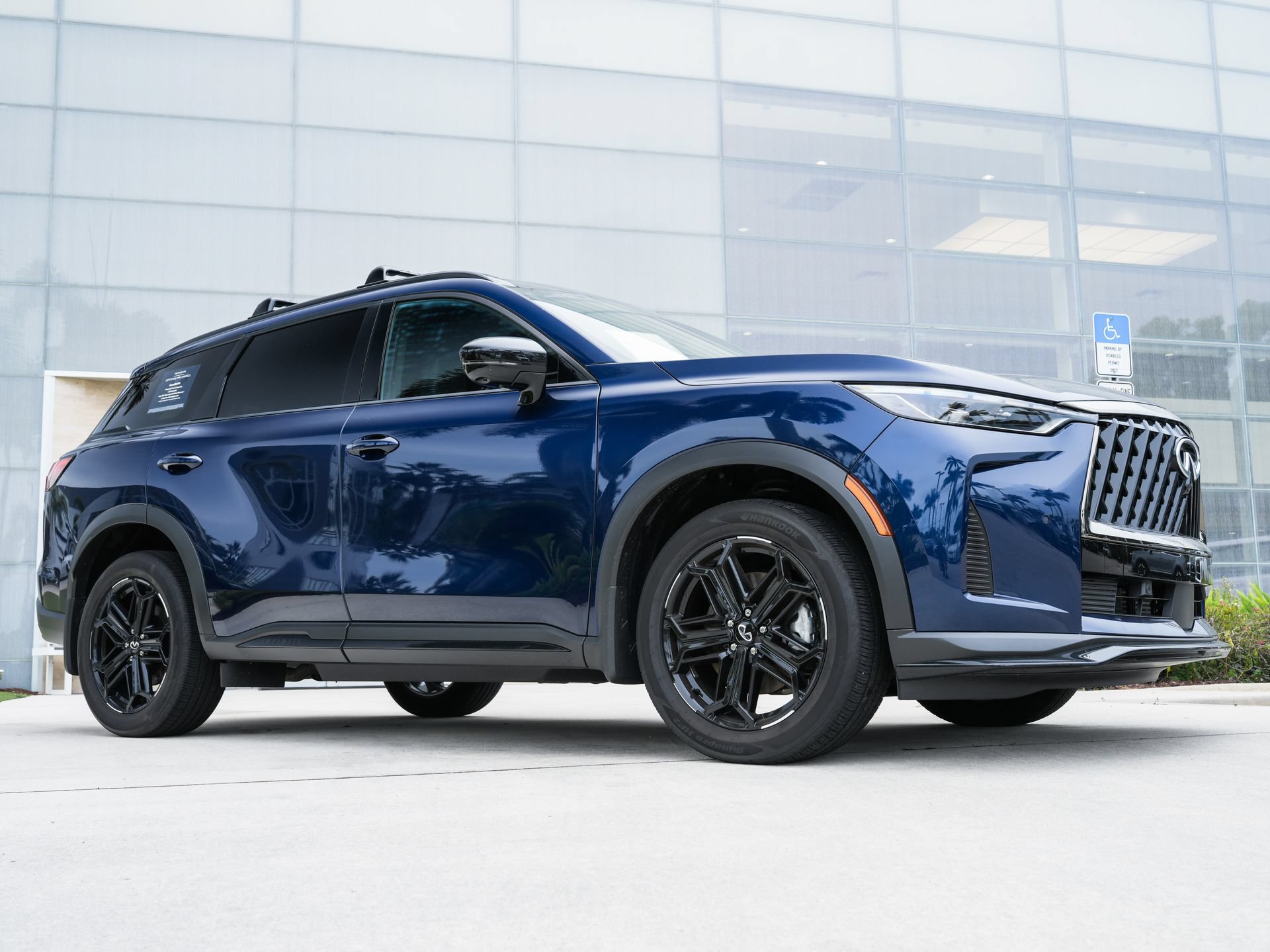 Certified 2026 INFINITI QX60 Sport w/ Dark Cargo Package AWD/4WD image 1