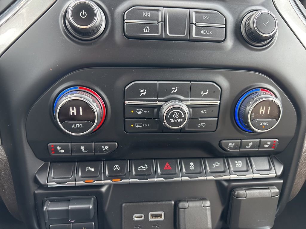 Used 2020 Chevrolet Silverado 1500 LTZ w/ LTZ Plus Package image 31