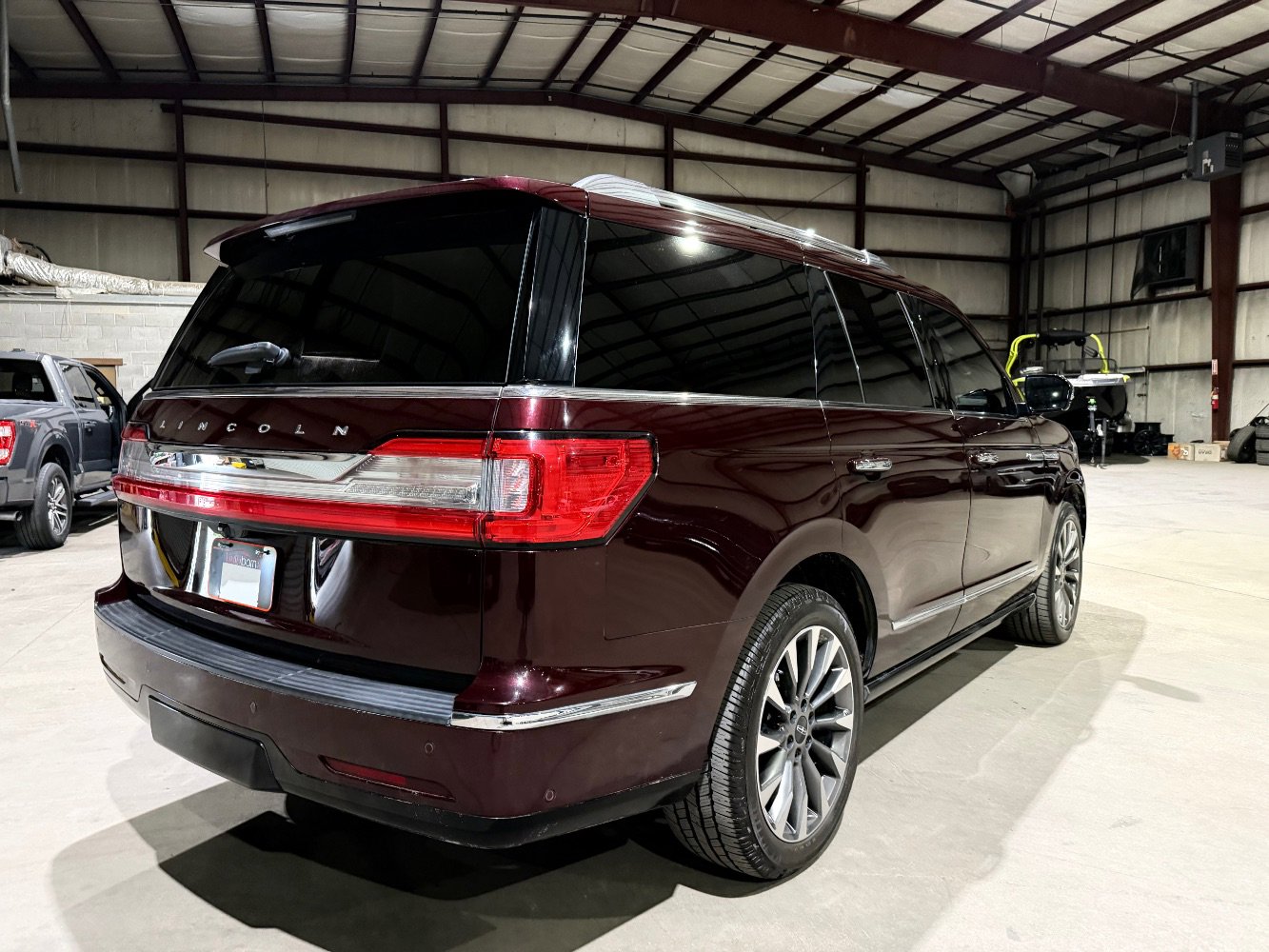 Used 2019 Lincoln Navigator Select w/ Technology Package RWD image 5