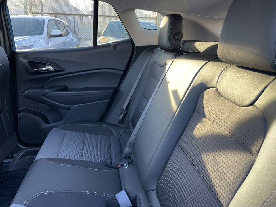 New 2025 Chevrolet Trax LT image 18