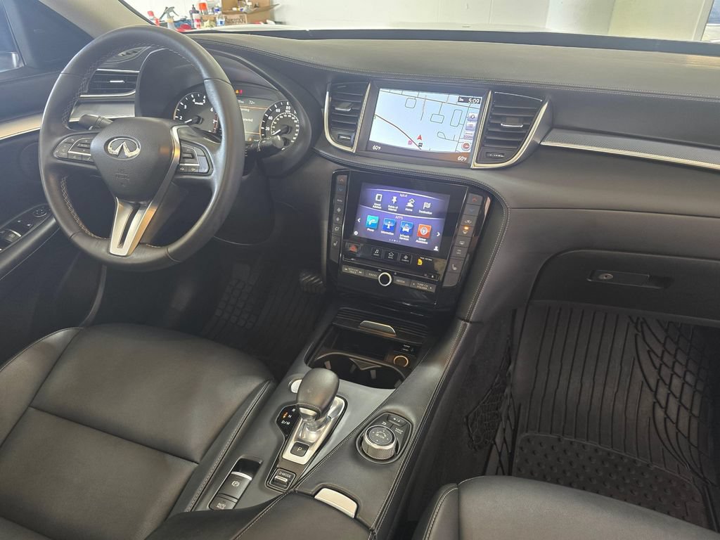 Used 2019 INFINITI QX50 Luxe w/ Navigation Package AWD/4WD image 29