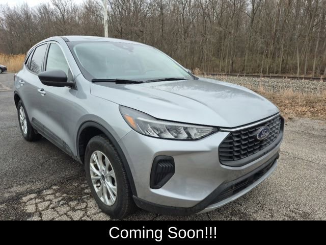 Used 2023 Ford Escape Active image 3
