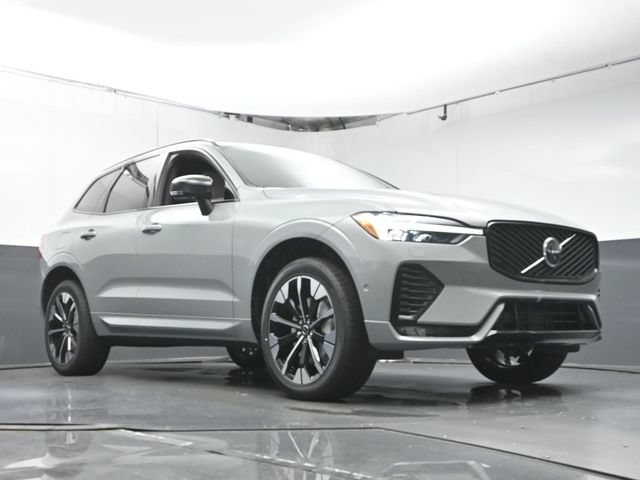 New 2026 Volvo XC60 B5 Plus w/ Protection Package Premier AWD/4WD image 31