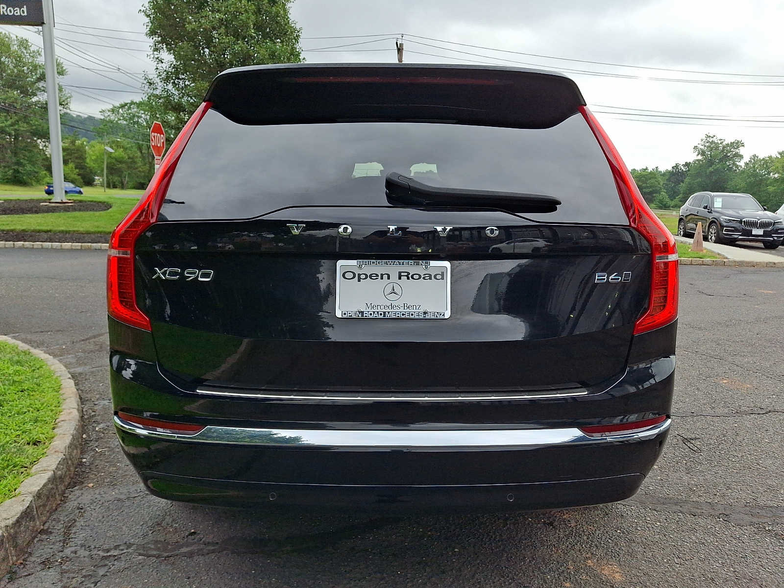 Used 2024 Volvo XC90 B6 Ultimate w/ Protection Package Premier AWD/4WD image 5
