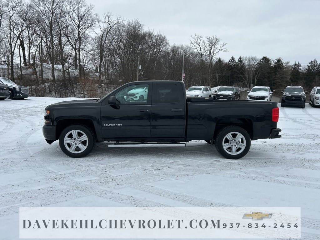Used 2016 Chevrolet Silverado 1500 Custom w/ Custom Convenience Package image 2