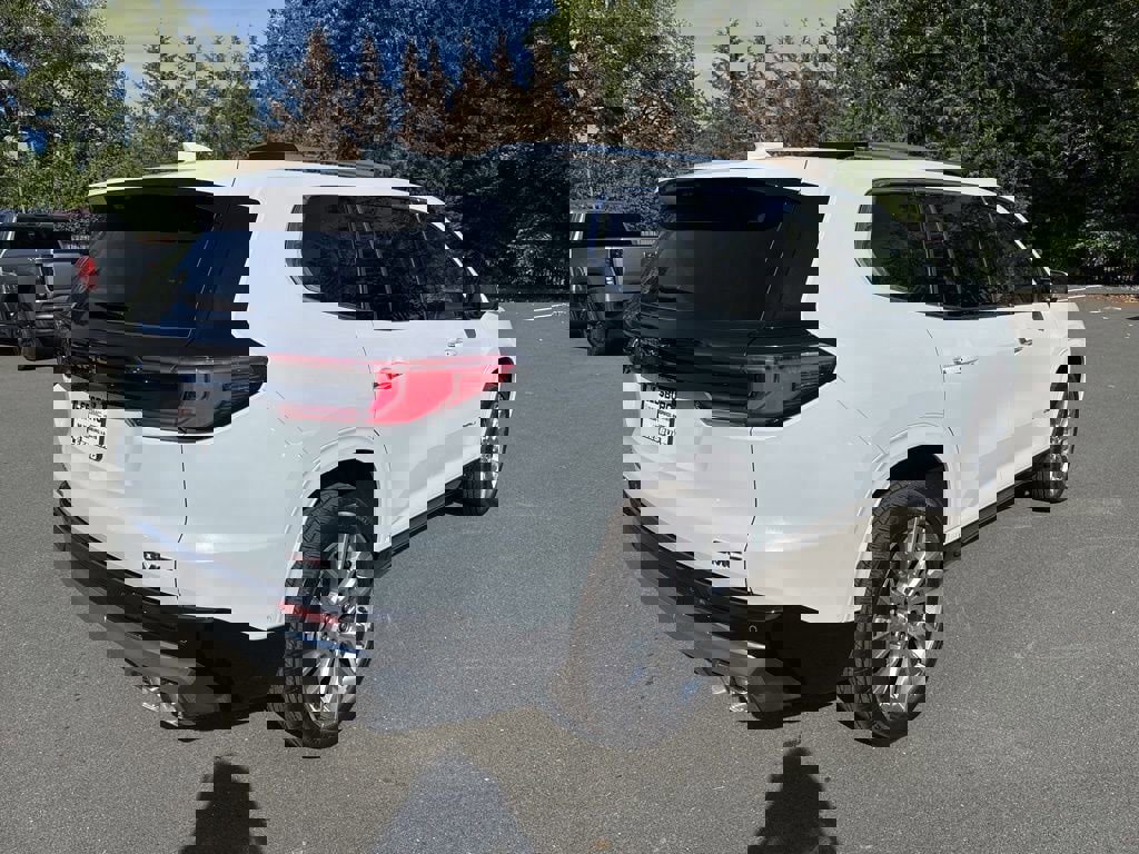 New 2026 GMC Acadia Denali w/ Super Cruise Package image 7