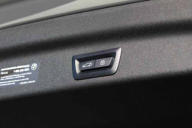 Used 2025 BMW X1 xDrive28i w/ Premium Package image 9