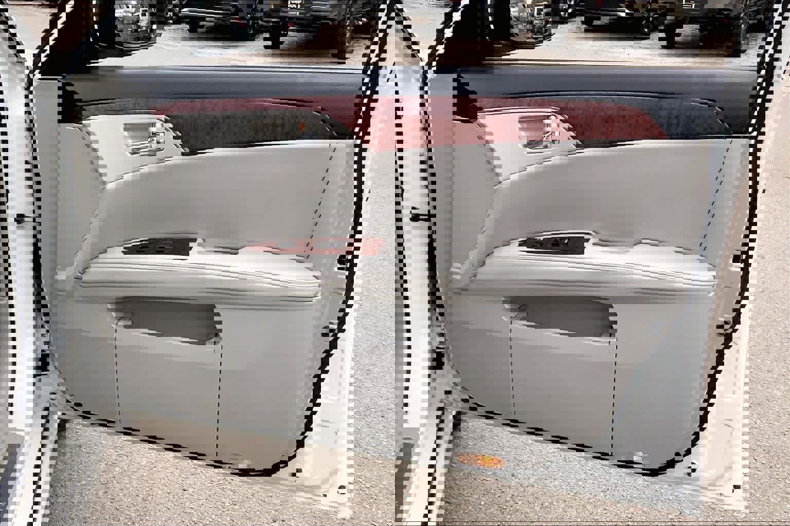 Used 2012 Toyota Avalon image 21