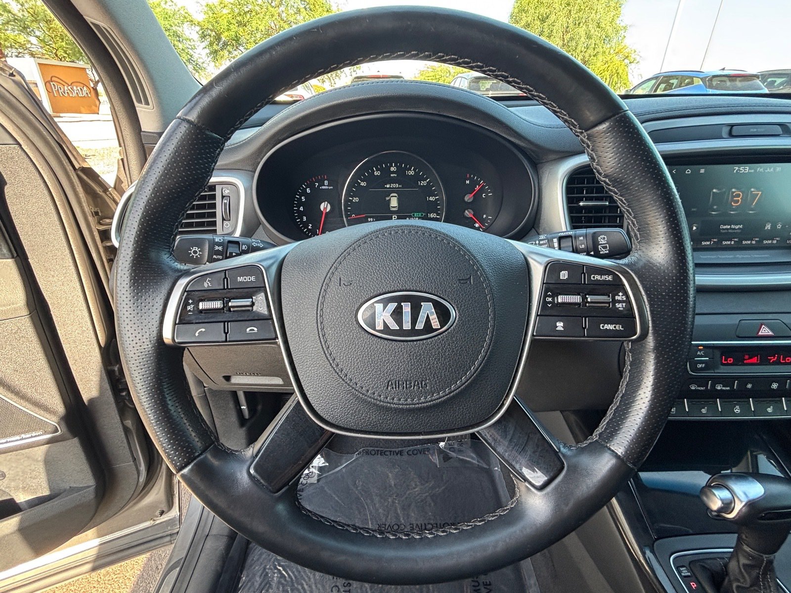 Used 2019 Kia Sorento SX w/ SX Touring Package FWD image 12