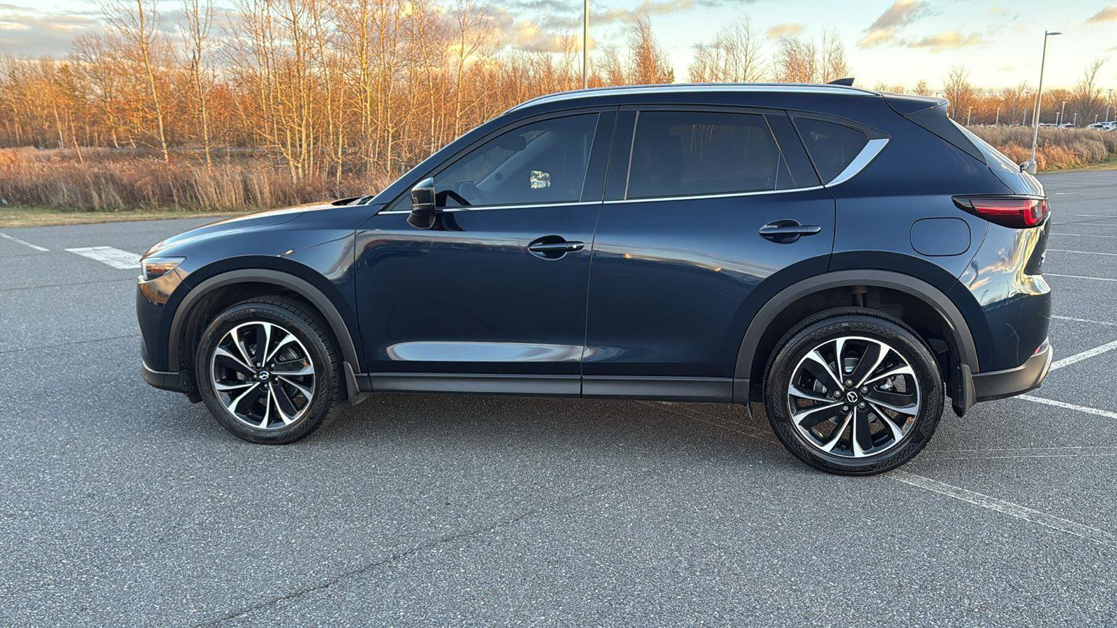 Used 2023 MAZDA CX-5 AWD 2.5 S w/ Premium Plus Pkg image 12