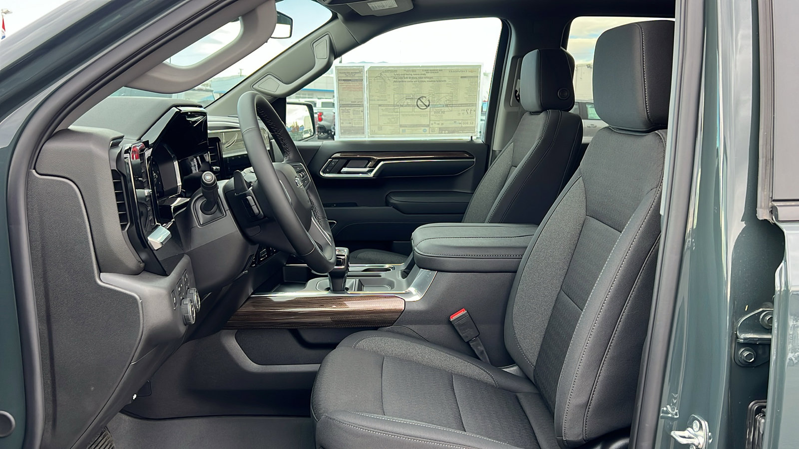 New 2026 Chevrolet Silverado 1500 LT Trail Boss w/ Safety Package image 33