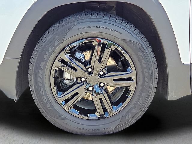 Certified 2024 GMC Terrain SLE FWD image 9