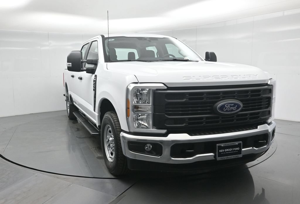 New 2026 Ford F250 XL w/ XL Chrome Package RWD image 21