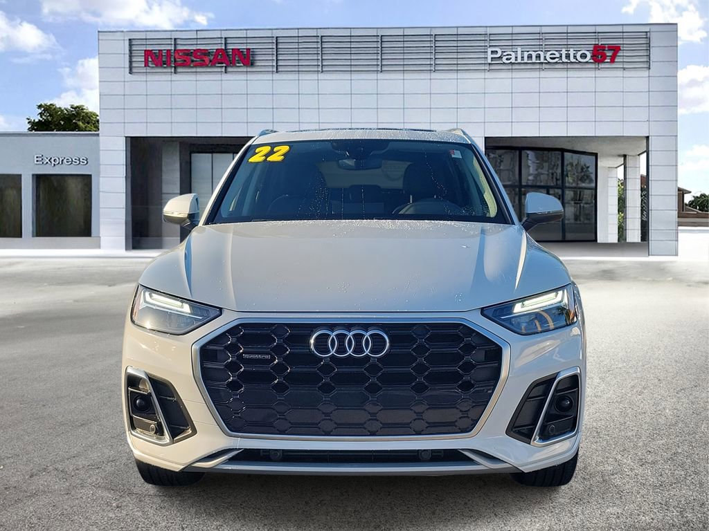 Used 2022 Audi Q5 2.0T Premium w/ Convenience Package image 2