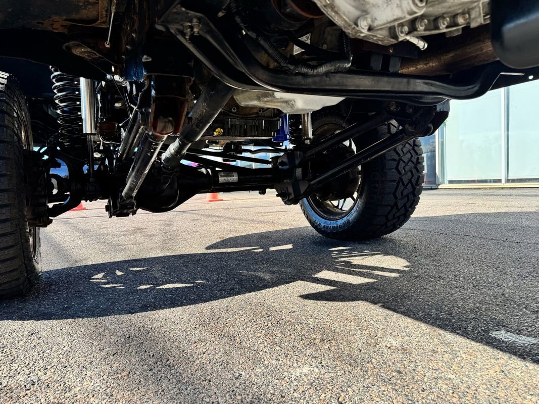 Used 2014 Ford F250 Platinum w/ FX4 Off-Road Package image 37