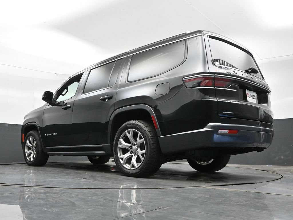 Used 2022 Jeep Wagoneer Series II AWD/4WD image 45