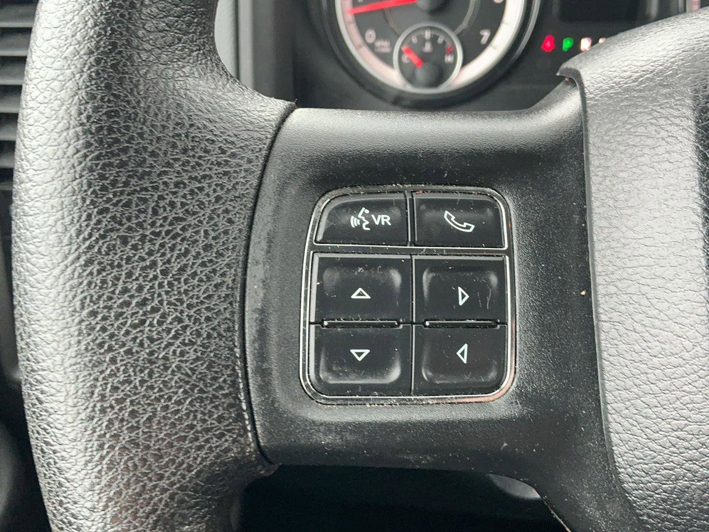 Used 2017 RAM 1500 Express image 17