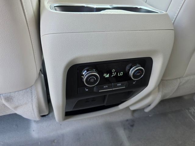 New 2026 Buick Enclave Avenir w/ Super Cruise Package AWD/4WD image 12
