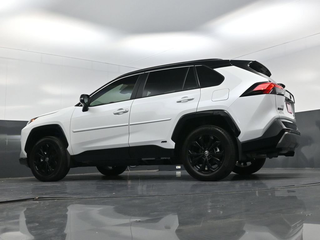 Used 2024 Toyota RAV4 XSE image 9