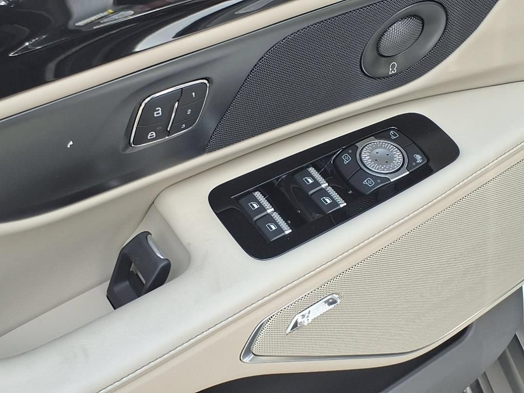 New 2025 Lincoln Nautilus Reserve w/ Jet Appearance Package AWD/4WD image 18