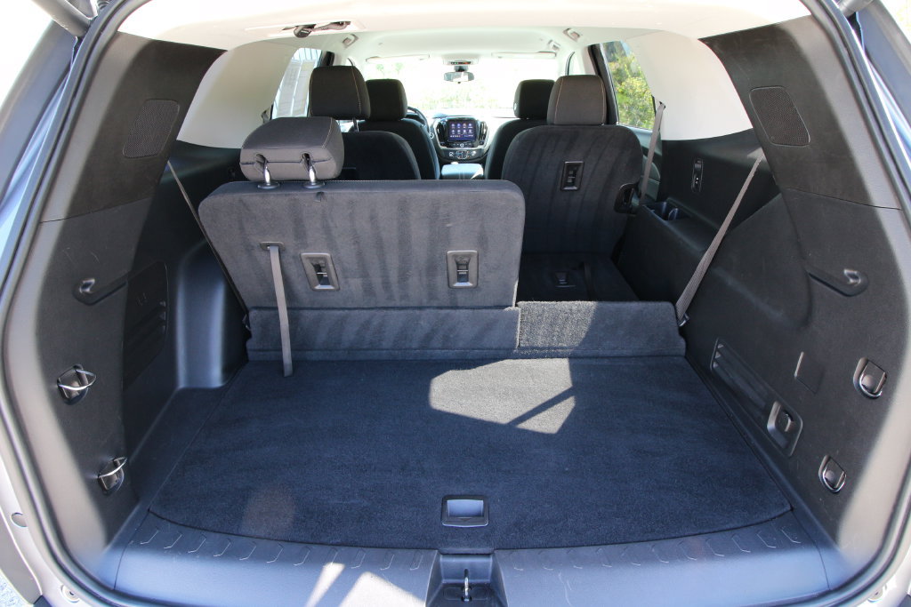 Used 2021 Chevrolet Traverse LT FWD image 9