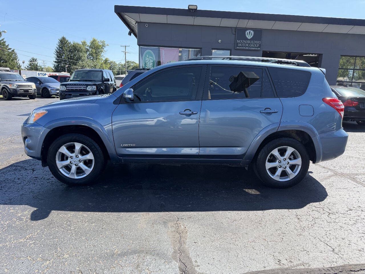 Used 2011 Toyota RAV4 Limited w/ Limited Extra Value Pkg AWD/4WD image 3