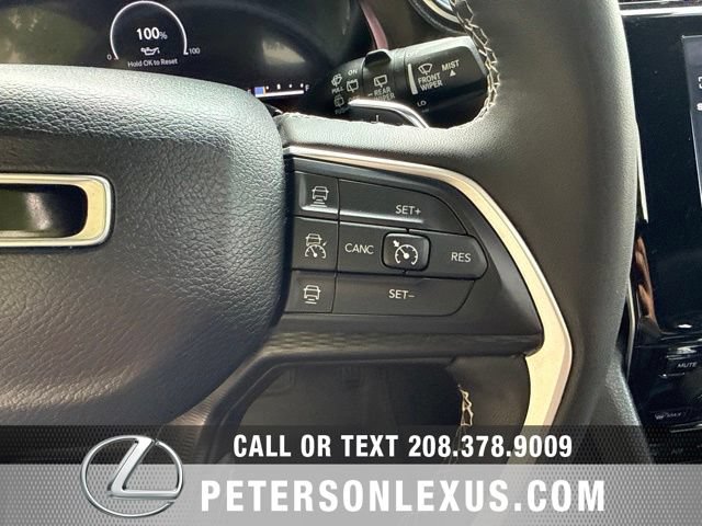 Used 2024 Jeep Grand Cherokee Altitude AWD/4WD image 25