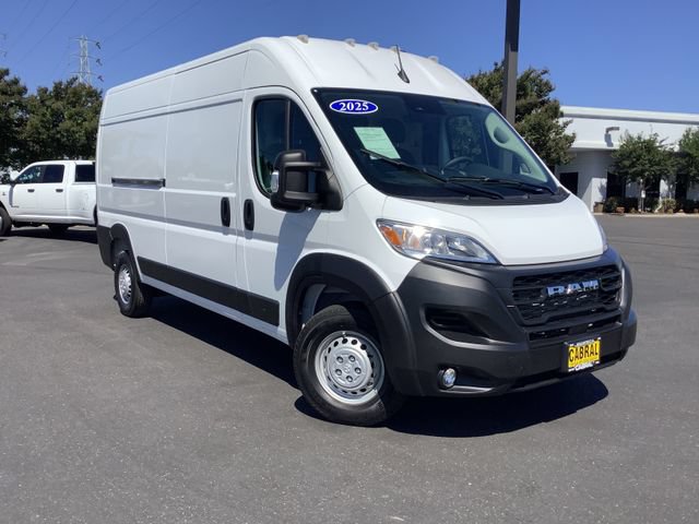 Used 2025 RAM ProMaster 2500 w/ Convenience Group FWD image 2