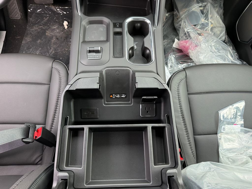 New 2026 GMC Sierra 3500 Denali w/ Denali Reserve Package image 34