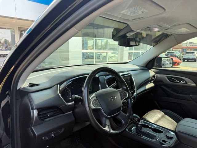 Used 2021 Chevrolet Traverse RS w/ LPO, Floor Liner Package FWD image 7